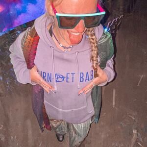 Burn-et Customs “Coven Hoodie” – XL